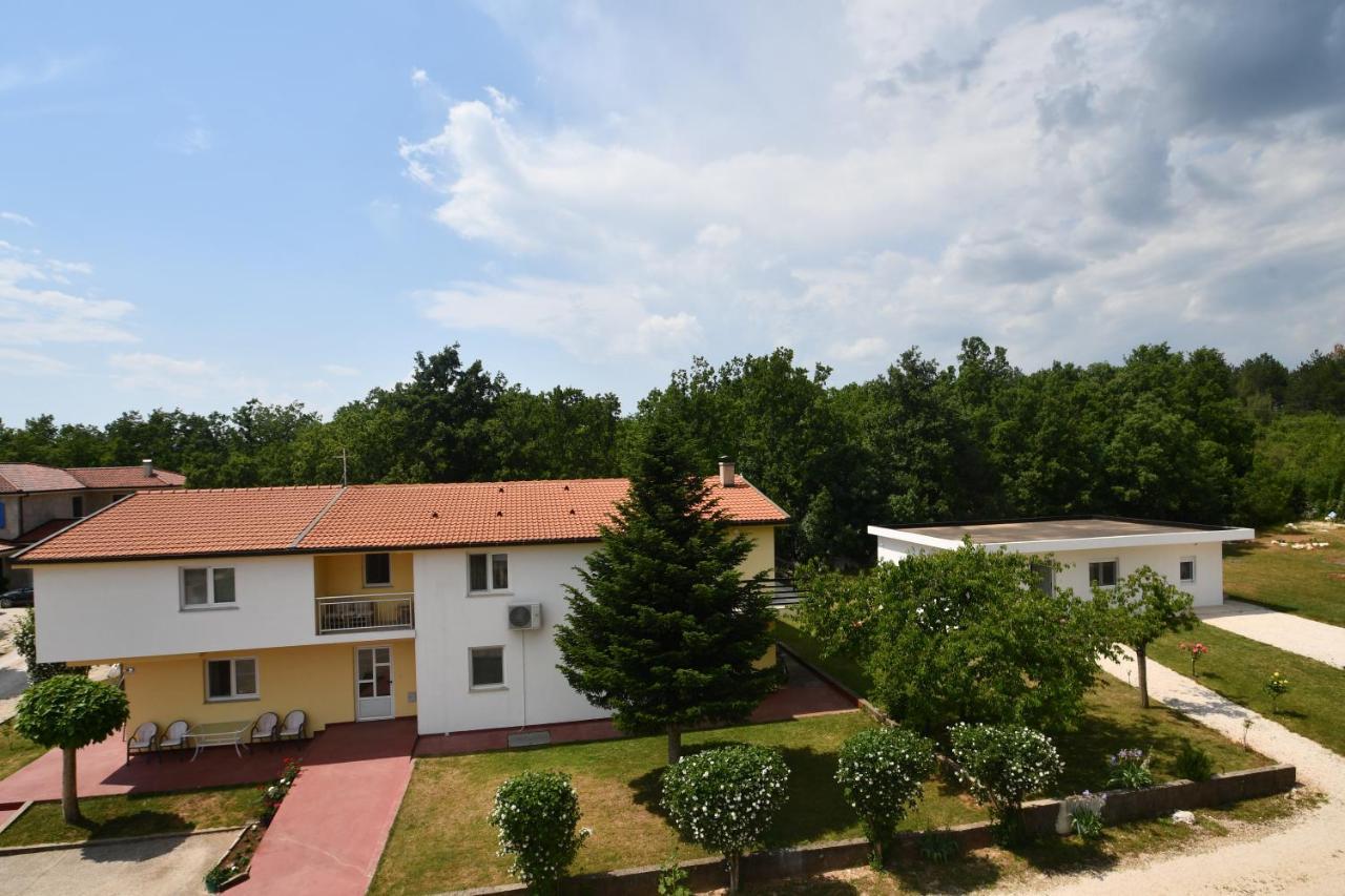 Casa Del Pellegrino M&A - Ostojici Hotel Medjugorje Ngoại thất bức ảnh