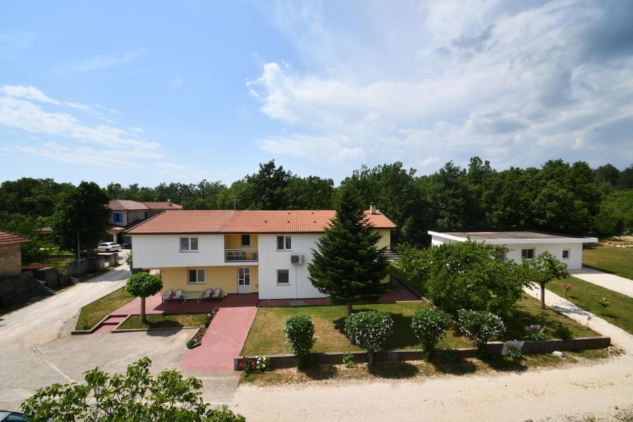 Casa Del Pellegrino M&A - Ostojici Hotel Medjugorje Ngoại thất bức ảnh