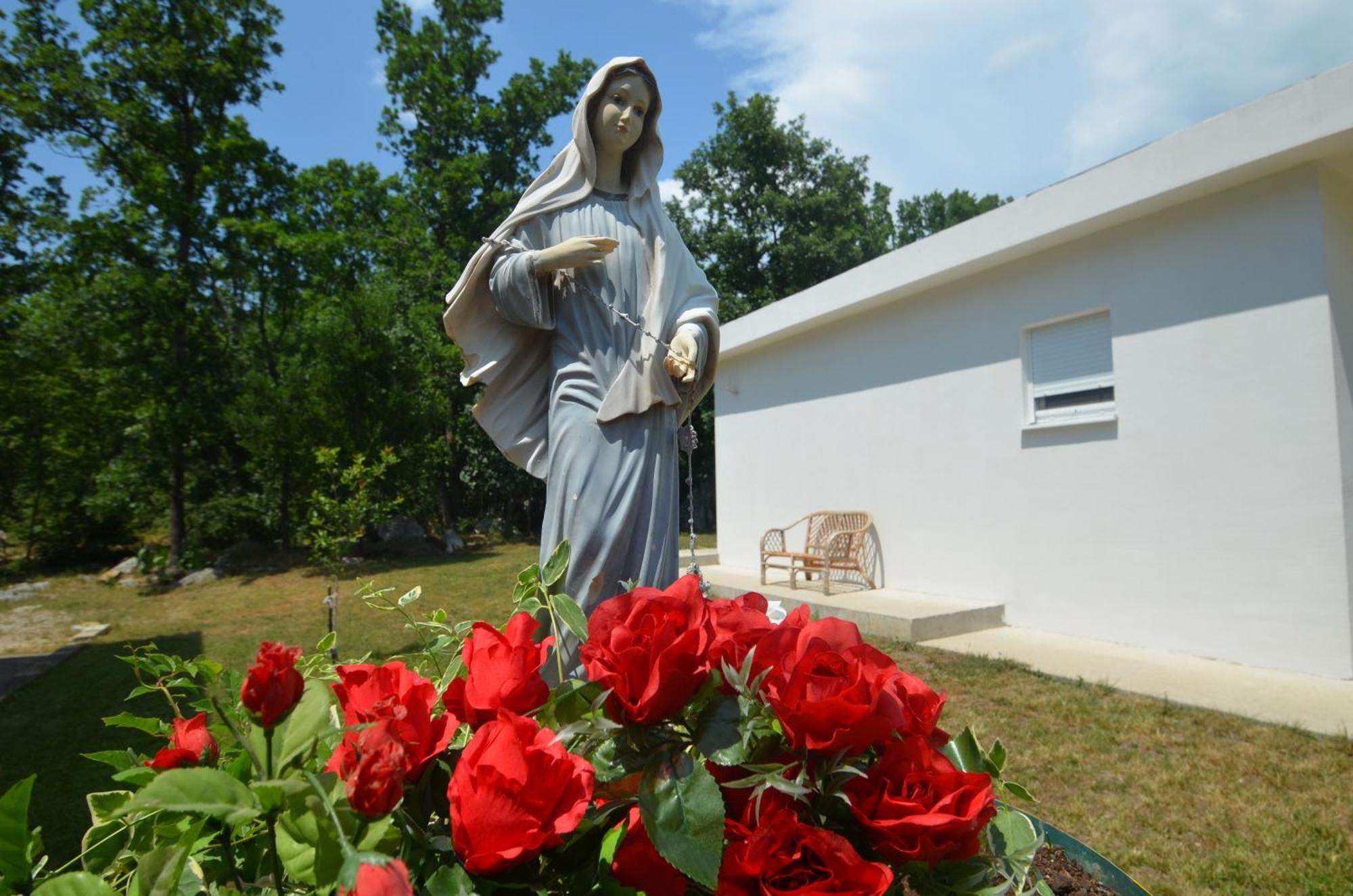 Casa Del Pellegrino M&A - Ostojici Hotel Medjugorje Ngoại thất bức ảnh