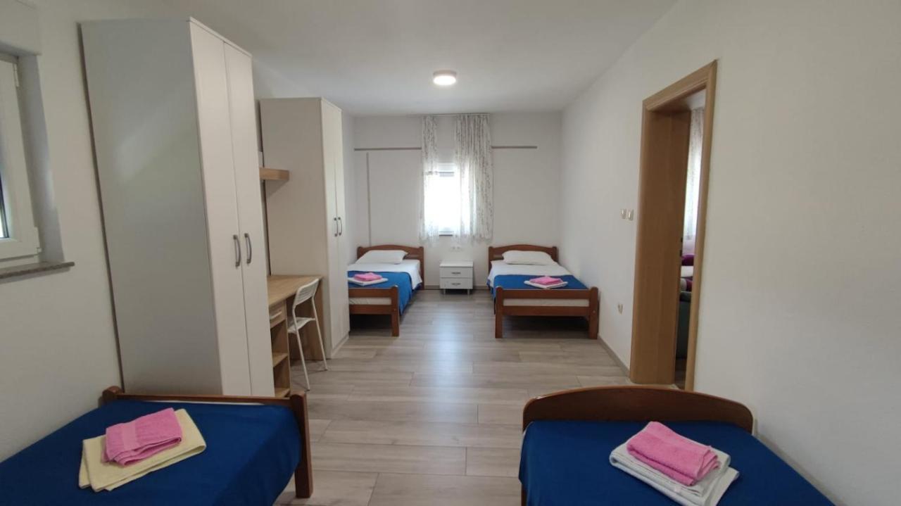 Casa Del Pellegrino M&A - Ostojici Hotel Medjugorje Ngoại thất bức ảnh