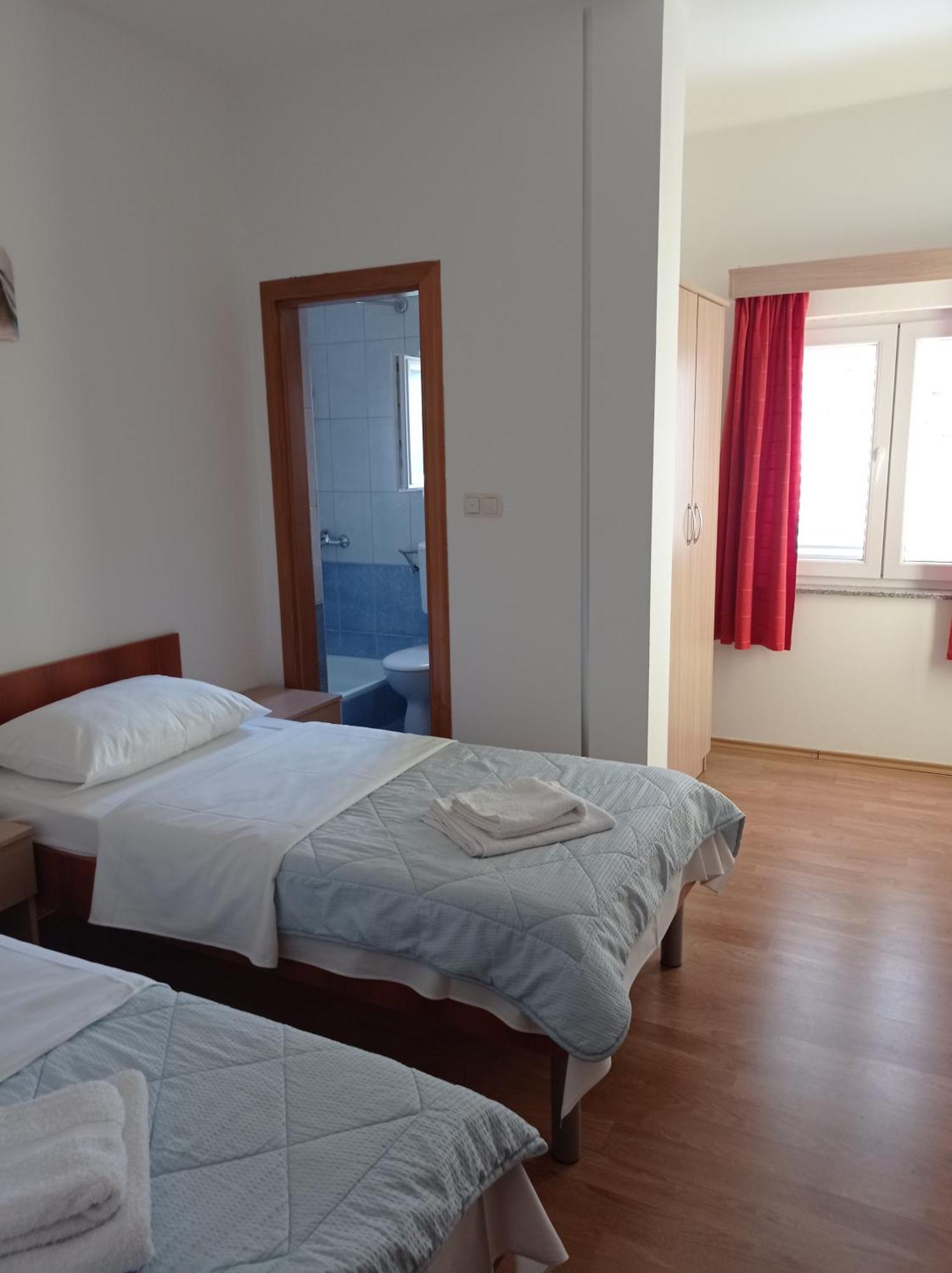 Casa Del Pellegrino M&A - Ostojici Hotel Medjugorje Phòng bức ảnh