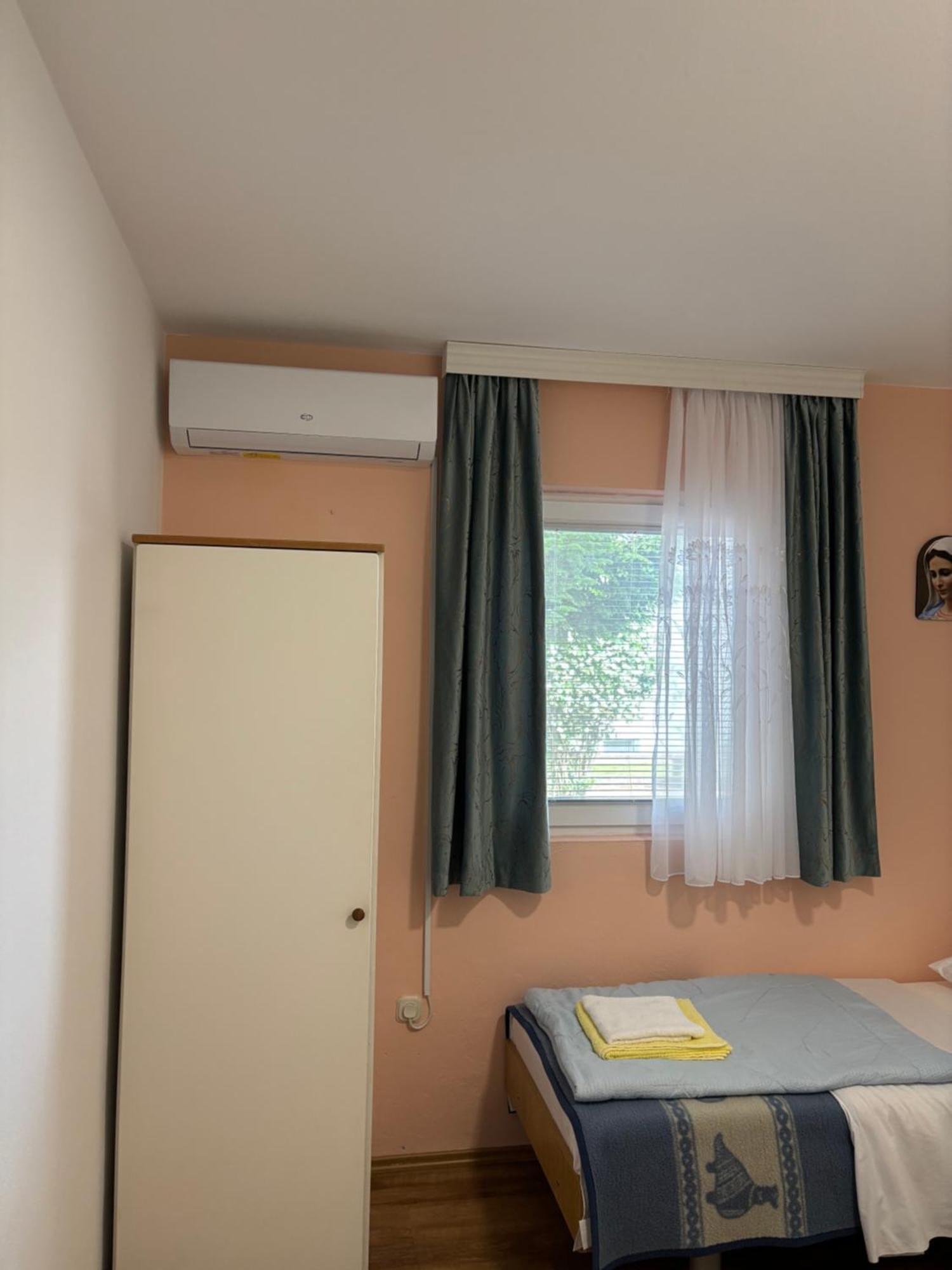 Casa Del Pellegrino M&A - Ostojici Hotel Medjugorje Ngoại thất bức ảnh